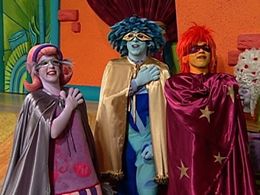 Lisa Lennox, Chad McNamara, and Jonny Wexler in The Doodlebops (2004)