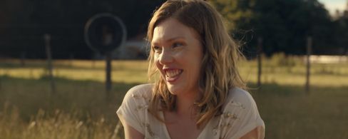 Alice May Connolly in This Town (2020)