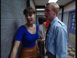 Marjolein Keuning, Simone Rooskens, and Erik de Vries in Vrouwenvleugel (1993)