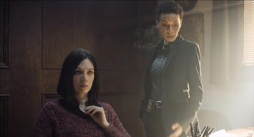 Timeca M. Seretti and Veronica Wylie in The Conway Curve (2017)