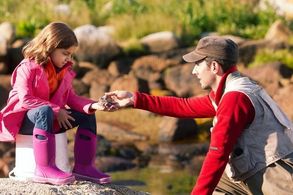 Daniel Eric Gold, Josie Gallina, and Lucy Gallina in Christmas with Holly (2012)