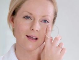 Screen shot from Neutrogena TCV