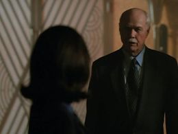 Harve Presnell in The Pretender (1996)