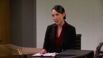 Elizabeth Ho in 2 Broke Girls (2011)