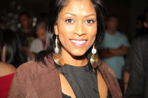 Jo Mani, The Resistance Premier. 2010