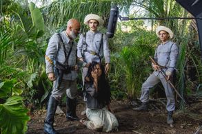 On the set of 1898 Los últimos de Filipinas