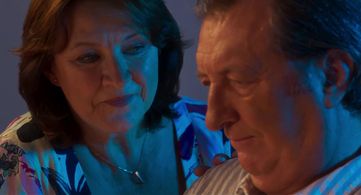 Zlata Adamovská and Bolek Polívka in Women on the Run (2019)