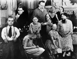 Jerry Austin, Tod Browning, Johnny Eck, Elizabeth Green, Martha Morris, Peter Robinson, Olga Roderick, Schlitze, Elvira 