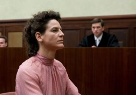 Bibiana Beglau and Peter Schneider in Shades of Guilt (2015)