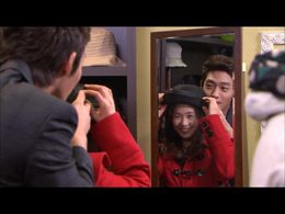 Tae-Sung Lee and Jung So-Min in Mischievous Kiss (2010)