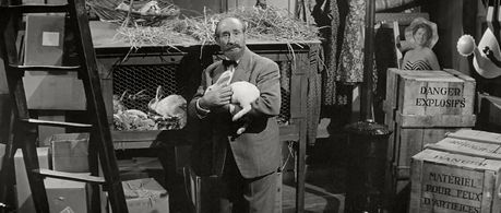 Noël Roquevert in A Monkey in Winter (1962)