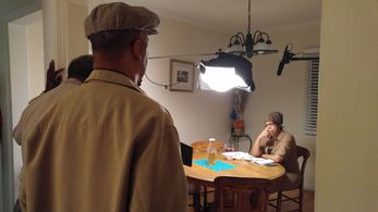 Elle Vernee in Smoke & Mirrors (2018)