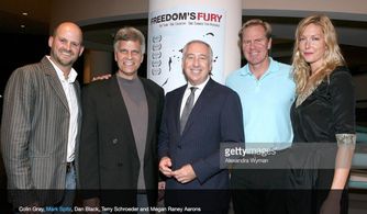 The Sibs (Colin Keith Gray & Megan Raney Aarons) with Mark Spitz, Dan Black & Terry Scroeder at the IDA / Museum of Tole