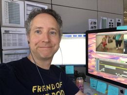 Jon Collins in his natural habitat, in front of an avid.