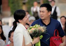 Ni Yan and Jia-yi Zhang in A Servant of Two Masters (2014)