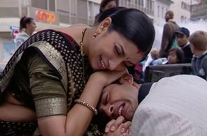 Smriti Malhotra-Irani and Hiten Tejwani in Kyunki Saas Bhi Kabhi Bahu Thi (2000)