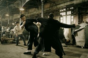 Siu-Wong Fan, Donnie Yen, and Calvin Ka-Sing Cheng in Ip Man (2008)