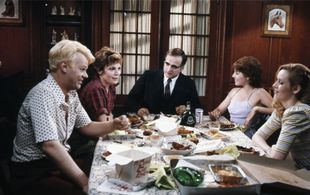 John Belushi, Dan Aykroyd, Cathy Moriarty, Lauren-Marie Taylor, and Kathryn Walker in Neighbors (1981)