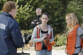 Vanessa Marano, Gary Kraus, and Sarah Stouffer in Switched at Birth (2011)
