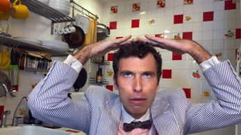 Craig Cox in Pandemic Pillow Talk (2022)