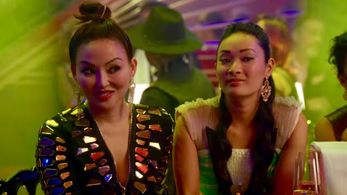 Alice Hewkin in Emily in Paris (2020)