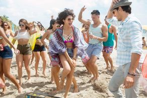 Jacqueline Fernandez and Sidharth Malhotra in A Gentleman (2017)