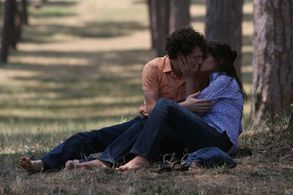 Elio Germano and Diane Fleri in My Brother is an Only Child (2007)