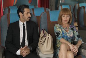 Cecilia Roth and José María Yazpik in I'm So Excited! (2013)