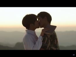 Sahaphap Wongratch and Pirapat Watthanasetsiri in 1000Stars (2021)