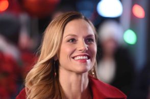 Ellen Hollman in Sharing Christmas (2017)