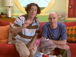 Shane Dundas and Mat McCoy in The Upside Down Show (2006)