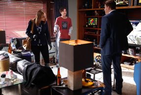 David Boreanaz, Emily Deschanel, and Erik Stocklin in Bones (2005)