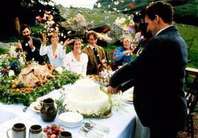 Christopher Eccleston, Caitlin Bossley, Rachel Griffiths, and June Whitfield in Jude (1996)