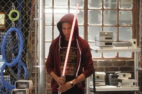 Alphonso McAuley in Breaking In (2011)