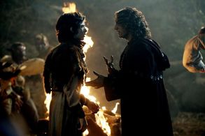 Robert Carlyle and Dylan Schmid in Once Upon a Time (2011)