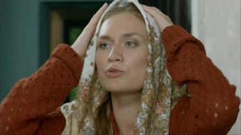 Maria Mashkova in Bednaya Liz (2013)