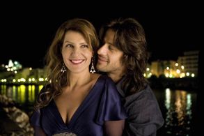 Nia Vardalos and Alexis Georgoulis in My Life in Ruins (2009)