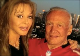 Buzz Aldrin and Hanala Sagal watch a moonrise, 2/14/2014