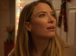 Alyssa Thordarson as Jo in Paper Planes