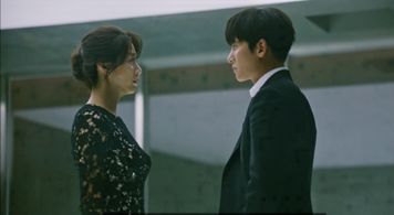 Song Yun-ah and Ji Chang-Wook in The K2 (2016)