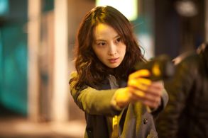 Lee Na-young in Howling (2012)