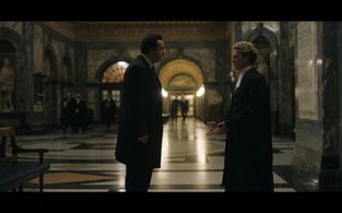 Daniel Mays and Jamie Parker in Des (2020)