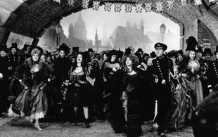 Julia Migenes and Bill Nighy in Mack the Knife (1989)