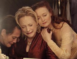 as Summer, Meer with Tara Culp as Sasha Meer and Kate Blumberg as Sarah Meer in The Performance