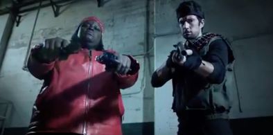 Retta and Christian Zuber in Staged (2012)