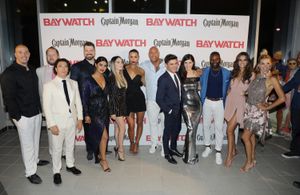 Belinda Peregrín, Dwayne Johnson, Seth Gordon, Hiram Garcia, Priyanka Chopra Jonas, Alexandra Daddario, Zac Efron, Izabe