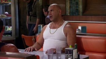 Bruno Amato in 2 Broke Girls (2011)