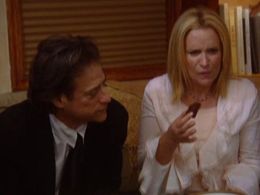 Richard Lewis and Robin McDonald in Curb Your Enthusiasm (2000)