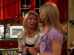 Faith Ford and Kelly Ripa in Hope & Faith (2003)