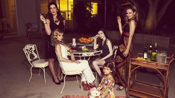 Alicia Silverstone, Mena Suvari, Jennifer Bartels, Makenna James, and Lia McHugh in American Woman (2018)